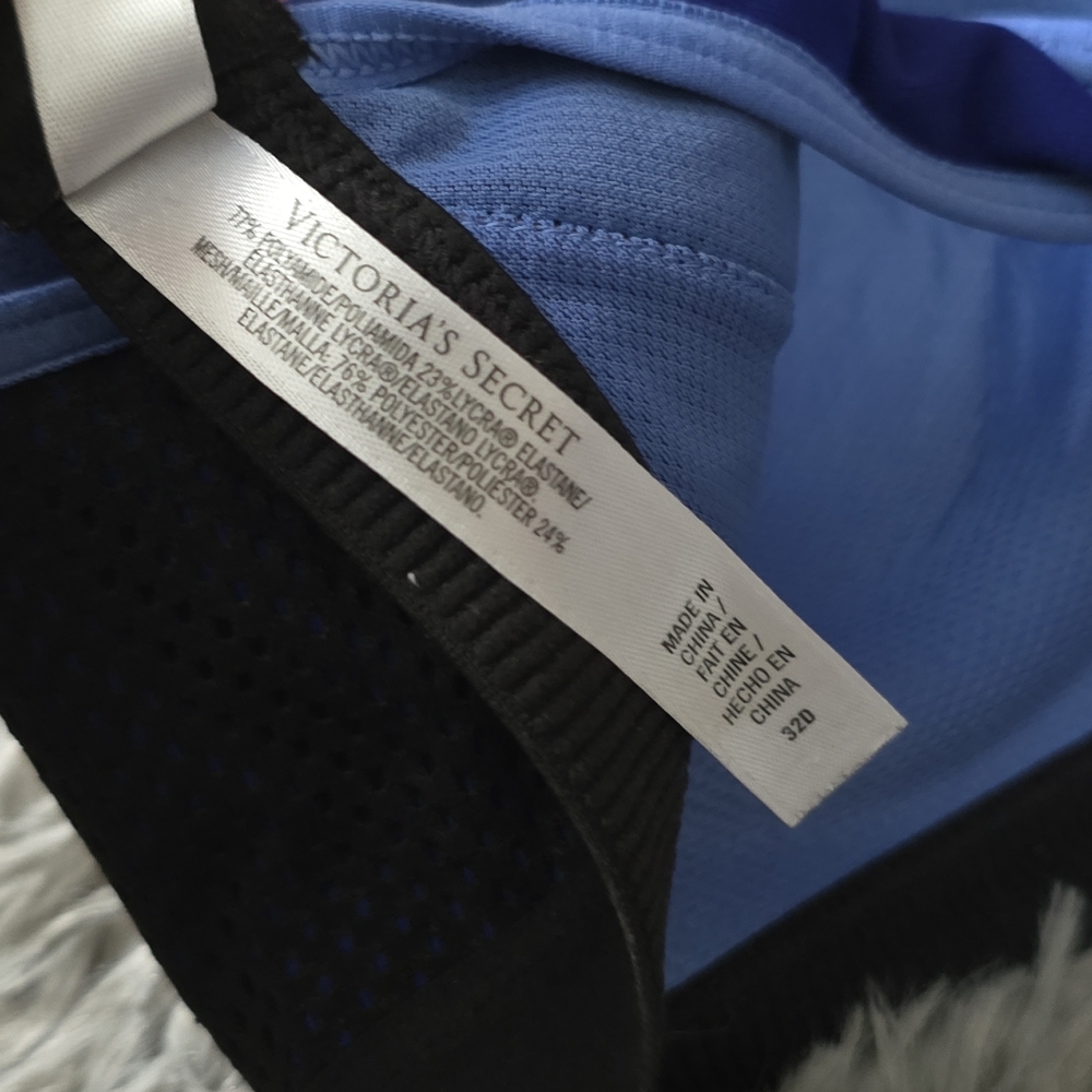 Victoria's Secret Navy Blue Sports Bra - Picture 6 of 7